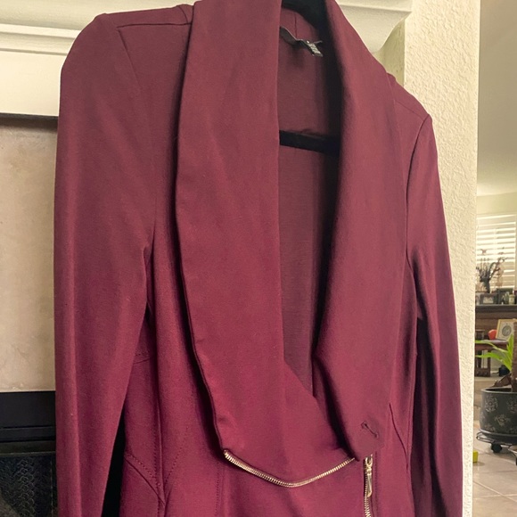 White House Black Market Size 4 | Maroon Burgundy Blazer Long Collar Asymmetric - Picture 2 of 6
